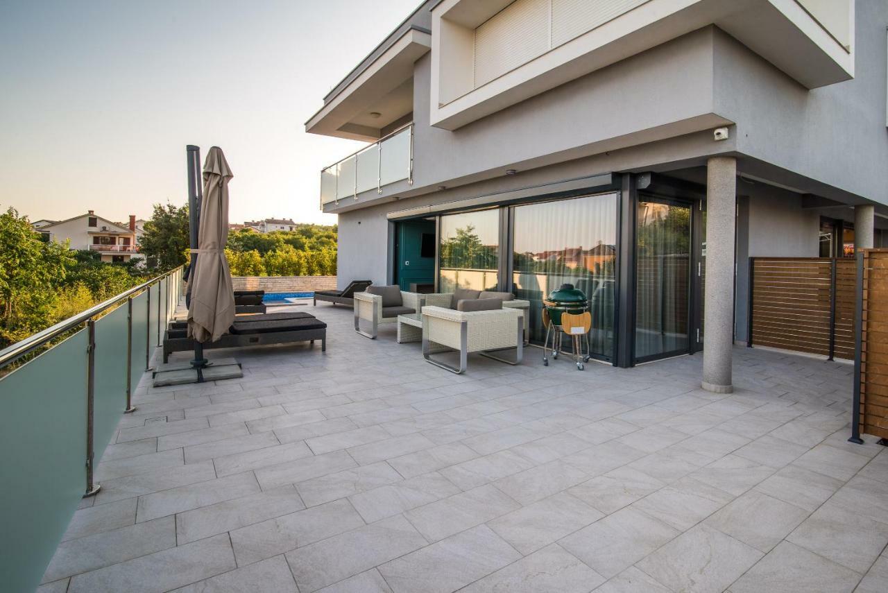 Luxury Apartment Imperia Крк Экстерьер фото